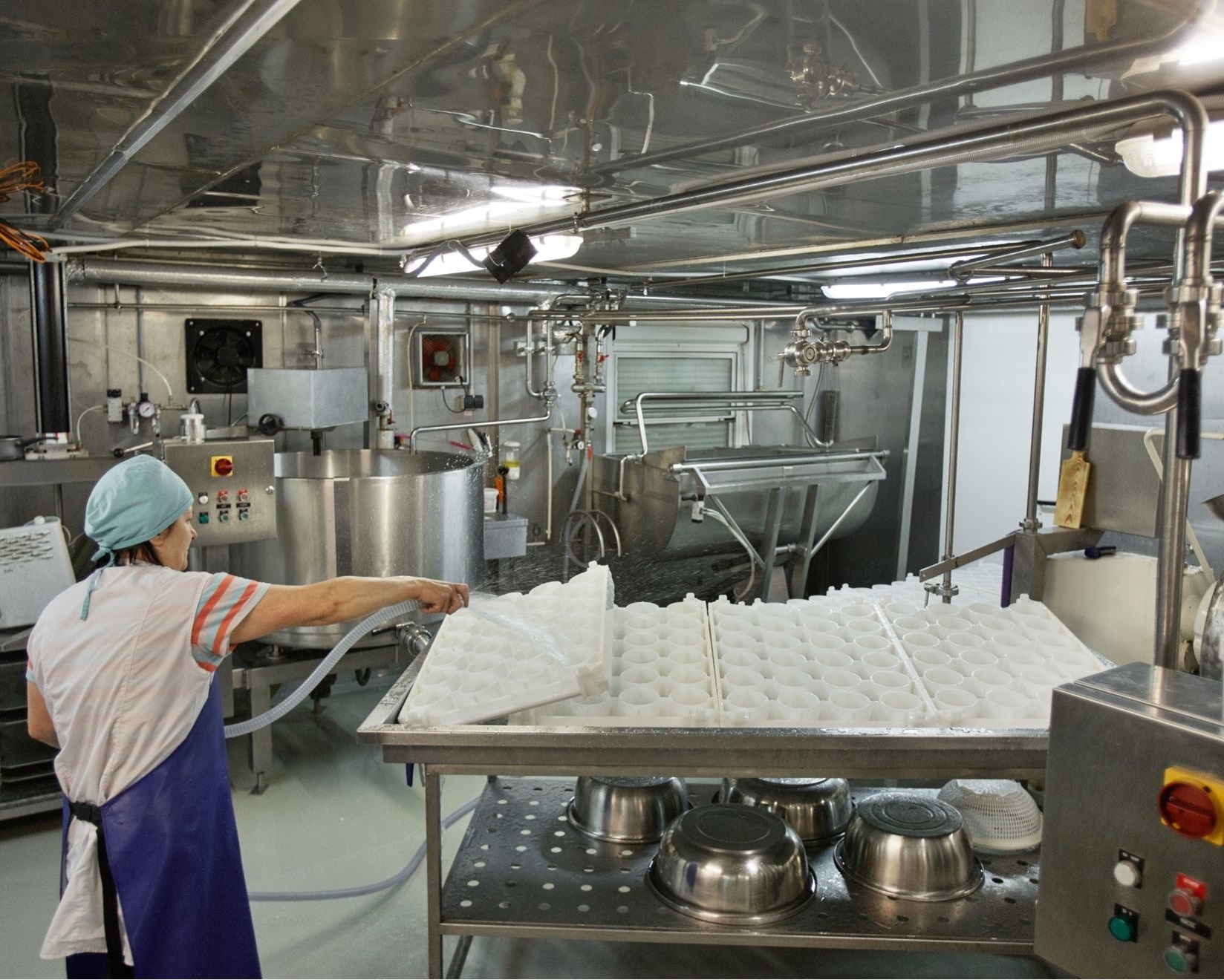 Limpeza de fábrica higienização indústria depósito alimentos